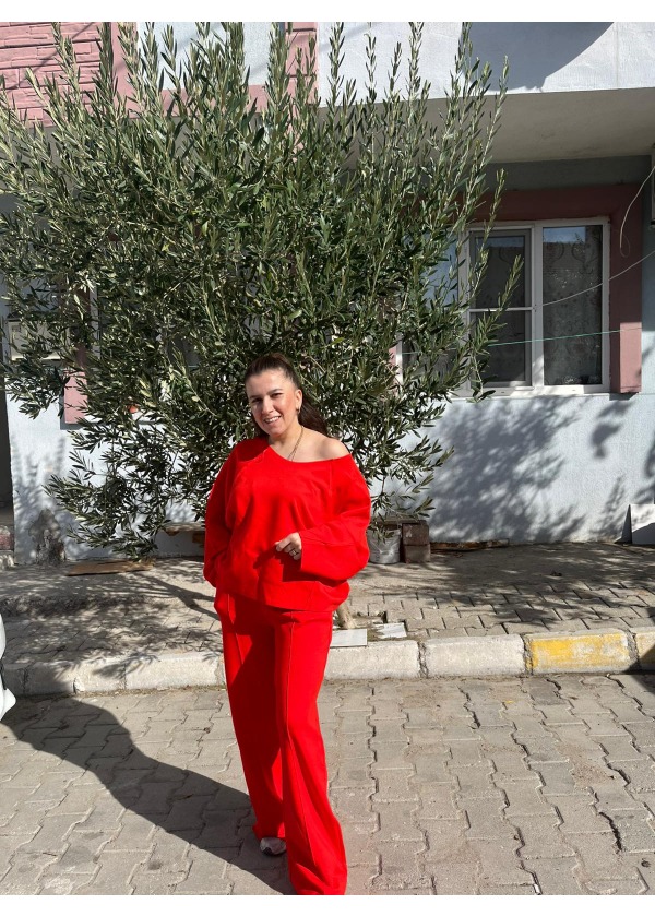 Kayık Yaka Takım ( Mecan Kırmızı )