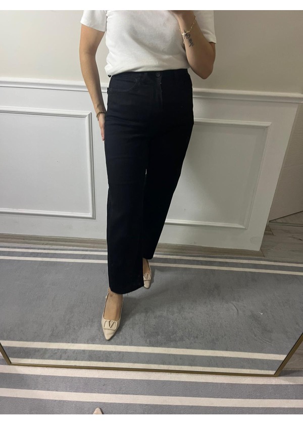 Likralı Siyah Jean 