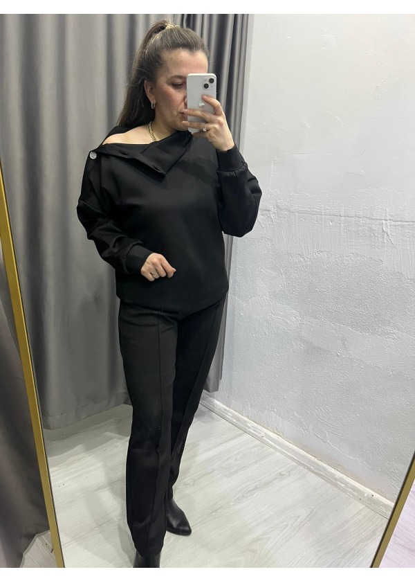 Omuz Detaylı Takım ( Siyah )