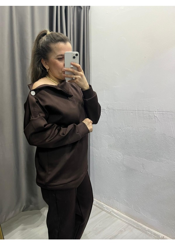 Omuz Detaylı Takım ( Kahve )