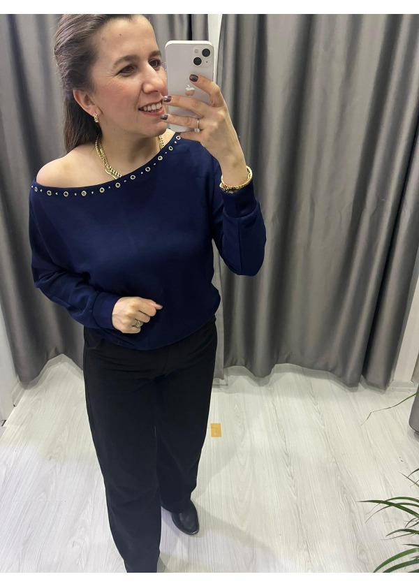 Omuz Detaylı Bluz