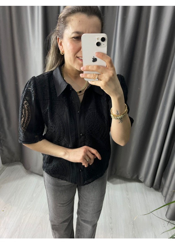 Dantelli Kısa Kollu Gömlek