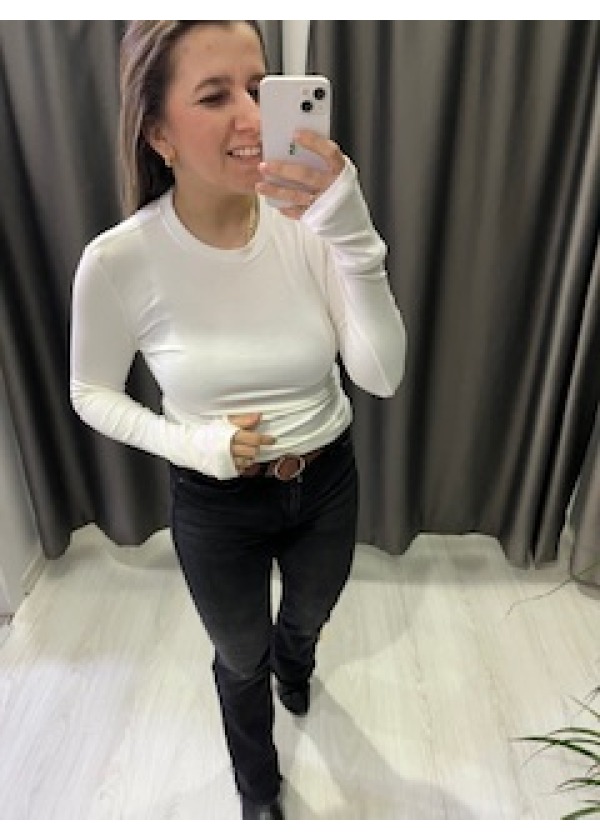 Parmak Geçmeli Yuvarlak Yaka Body ( Beyaz )