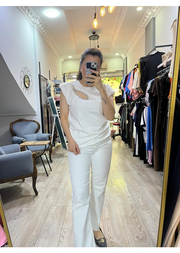 Boyfit Kesik Paça Jean (Beyaz)